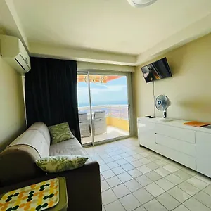 Appartement Superbe En Bord De Mer, Près Du Centre Et Des Plages, Menton